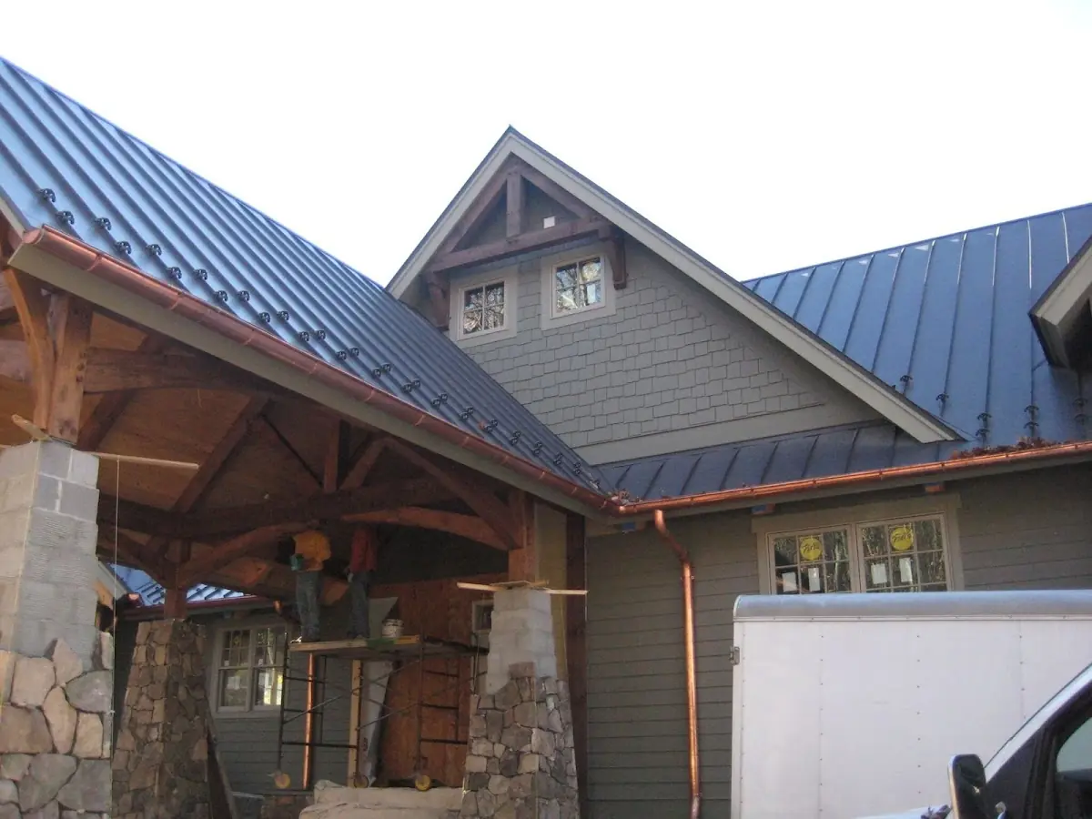 Craftsman Roofing team delivering quality roofing work in Cold Point